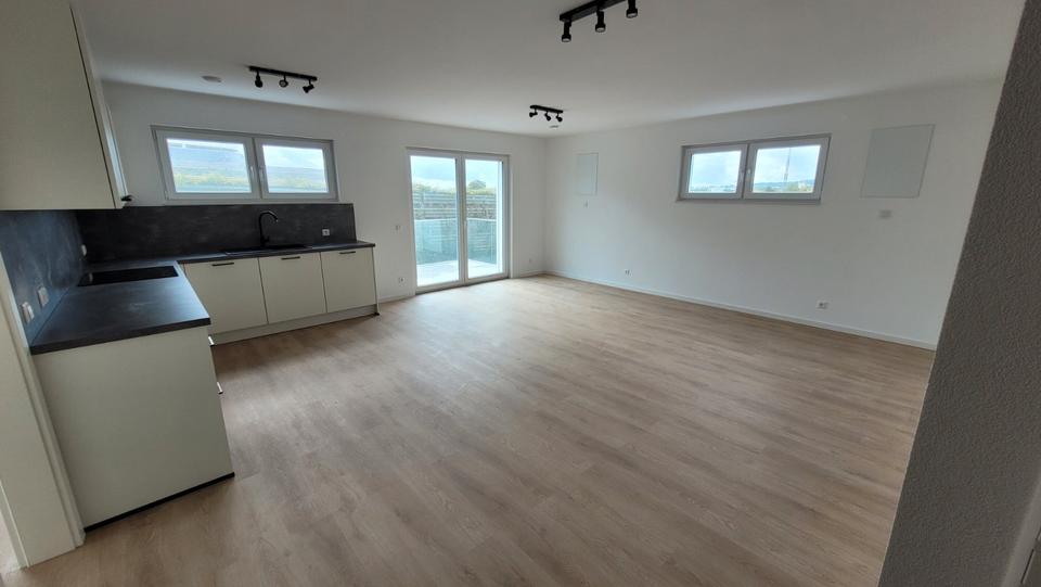 Etagenwohnung Bad Friedrichshall - 4.5 Zimmer, 91 m&sup2;, 1.400&euro; | Angebot:26506798