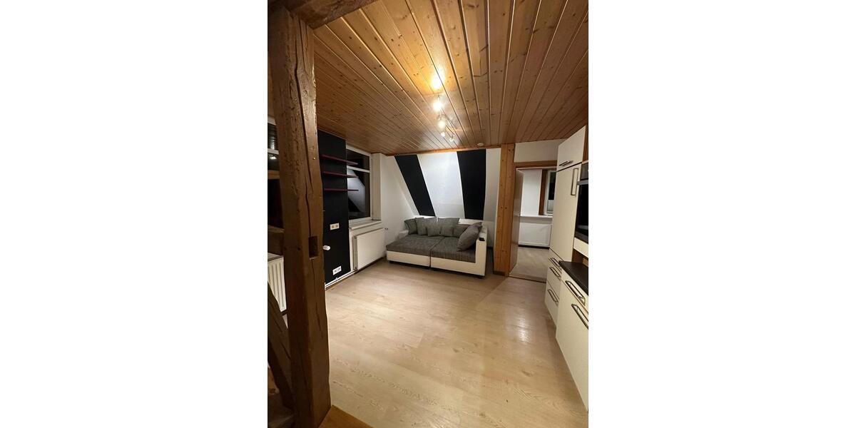 Dachgeschoßwohnung Wolfsburg - 3 Zimmer, 60 m&sup2;, 448&euro; | Angebot:26556542