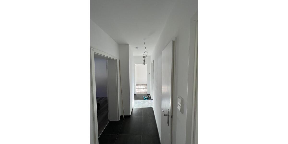 Zentrale 3-Zimmer Wohnung mit Balkon, Stellplatz & Küche 3 zimmer