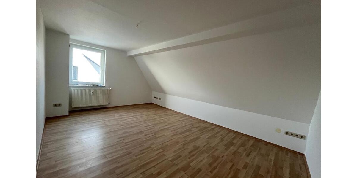 Dachgeschoßwohnung Nordhausen - 2 Zimmer, 55 m&sup2;, 498&euro; | Angebot:24146742