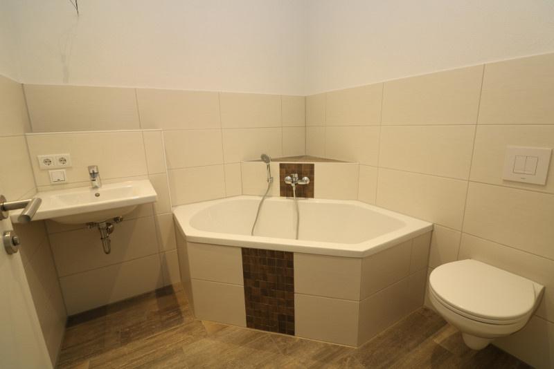 Etagenwohnung Freiberg - 4 Zimmer, 95 m&sup2;, 719&euro; | Angebot:25869614