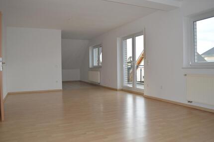 Wohnung Bad Lippspringe - 6 Zimmer, 172 m&sup2;, 1.500&euro; | Angebot:26445755