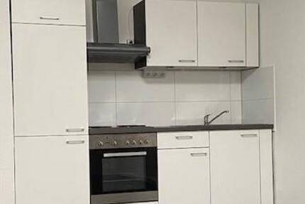 Helle 1-Zimmer Wohnung mit Balkon zimmer