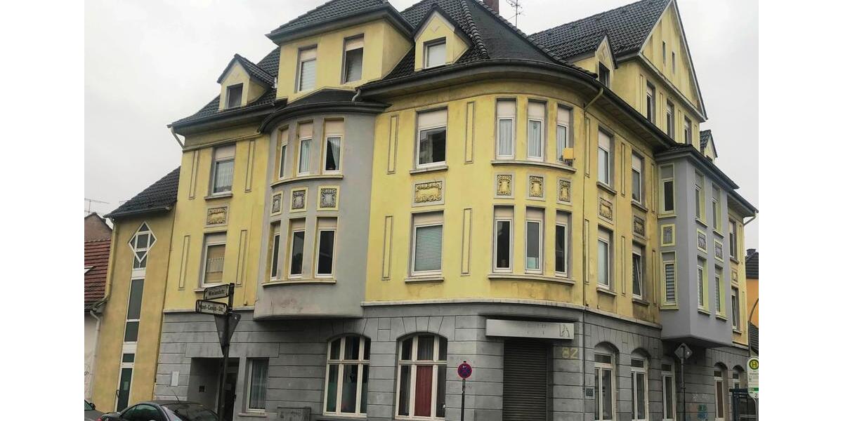 Dachgeschoßwohnung Herne - 9 Zimmer, 180 m&sup2;, 1.530&euro; | Angebot:26126975