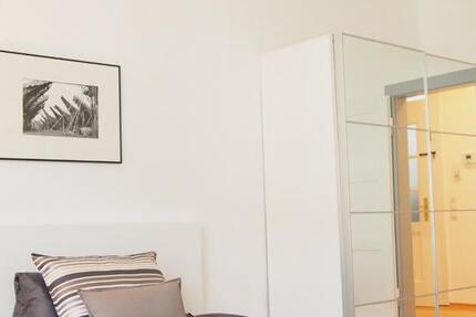 Wohnung Karlsruhe Südstadt - 5 Zimmer, 18 m&sup2;, 730&euro; | Angebot:24493298