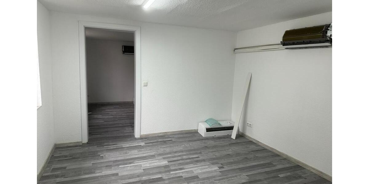 Einfamilienhaus Wiehl - 3 Zimmer, 100 m&sup2;, 1.000&euro; | Angebot:26515215