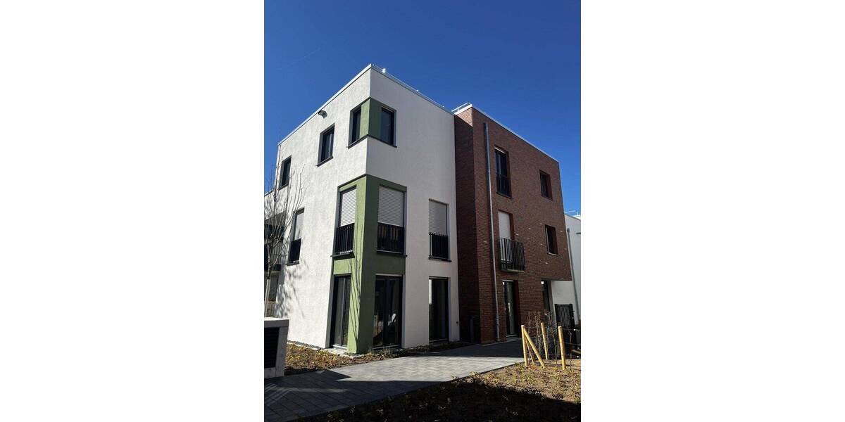 Etagenwohnung Frechen Bachem - 4 Zimmer, 116 m&sup2;, 2.050&euro; | Angebot:26841285