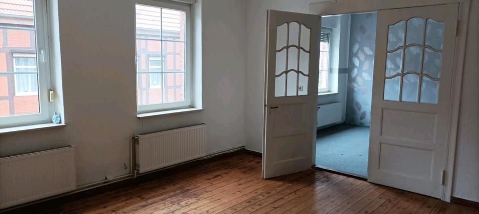 Erdgeschoßwohnung Stendal - 3 Zimmer, 82 m&sup2;, 670&euro; | Angebot:25942642