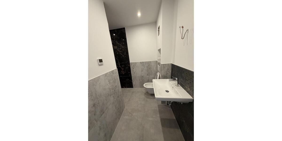 Reihenhaus Offenbach am Main Bieber - 7 Zimmer, 200 m&sup2;, 3.000&euro; | Angebot:24214804