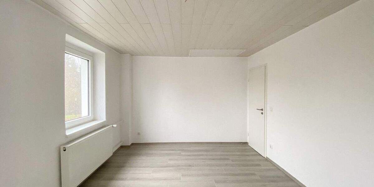 Etagenwohnung Übach-Palenberg Zweibrüggen - 3 Zimmer, 81 m&sup2;, 650&euro; | Angebot:24846776