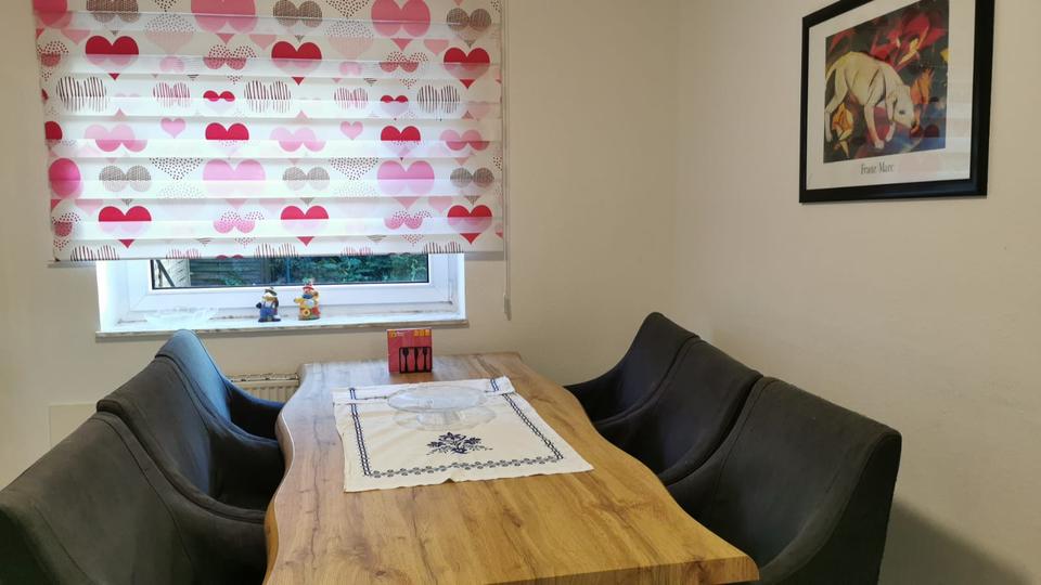 Wohnen auf Zeit Spenge - 3 Zimmer, 156 m&sup2;, 18&euro; | Angebot:25910811