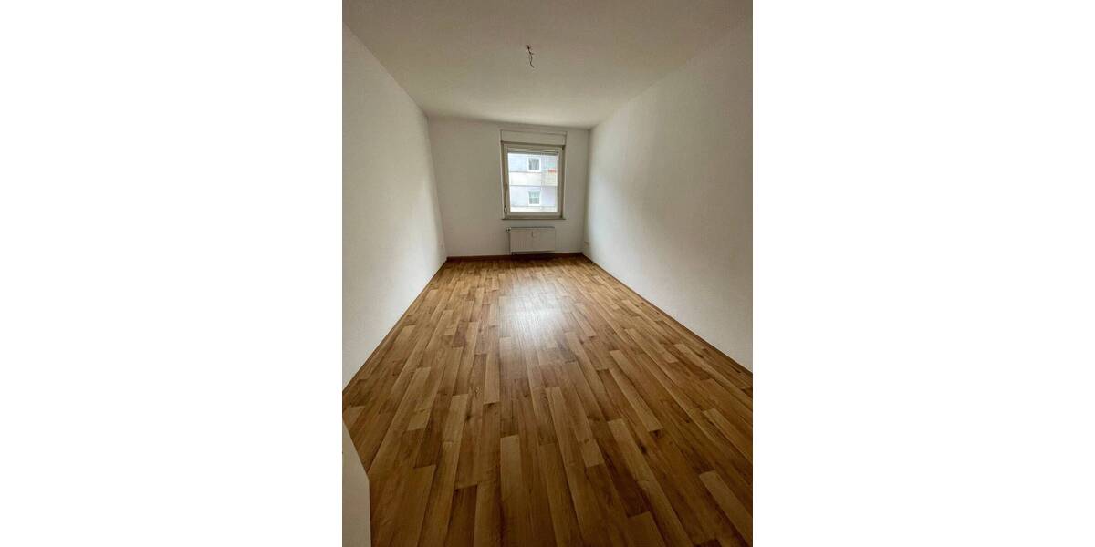 Zimmer Nürnberg Gibitzenhof - 3 Zimmer, 75 m&sup2;, 601&euro; | Angebot:26293216