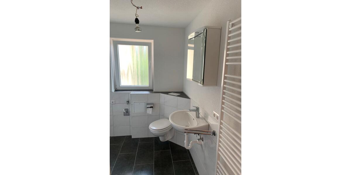 Dachgeschoßwohnung Wehr - 3 Zimmer, 64 m&sup2;, 890&euro; | Angebot:24657951