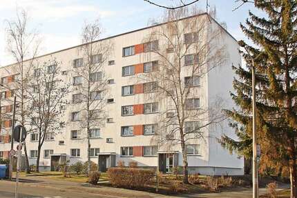 Wohnung Zwickau Neuplanitz - 3 Zimmer, 57 m&sup2;, 365&euro; | Angebot:26184188