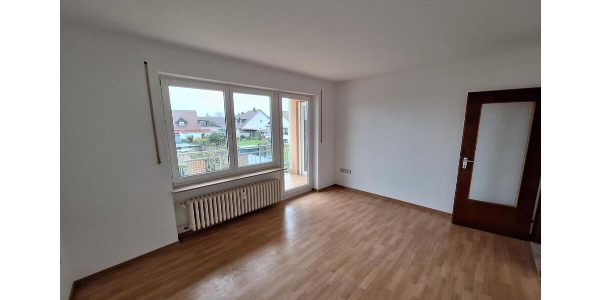 Etagenwohnung Üchtelhausen - 5 Zimmer, 108 m&sup2;, 900&euro; | Angebot:26241913