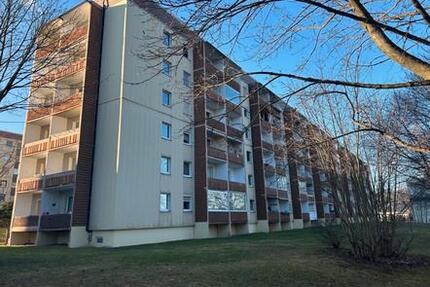 Wohnung Mülsen - 3 Zimmer, 69 m&sup2;, 400&euro; | Angebot:24651343