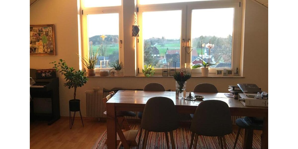 Dachgeschoßwohnung Schlier - 2.5 Zimmer, 72 m&sup2;, 800&euro; | Angebot:24600174