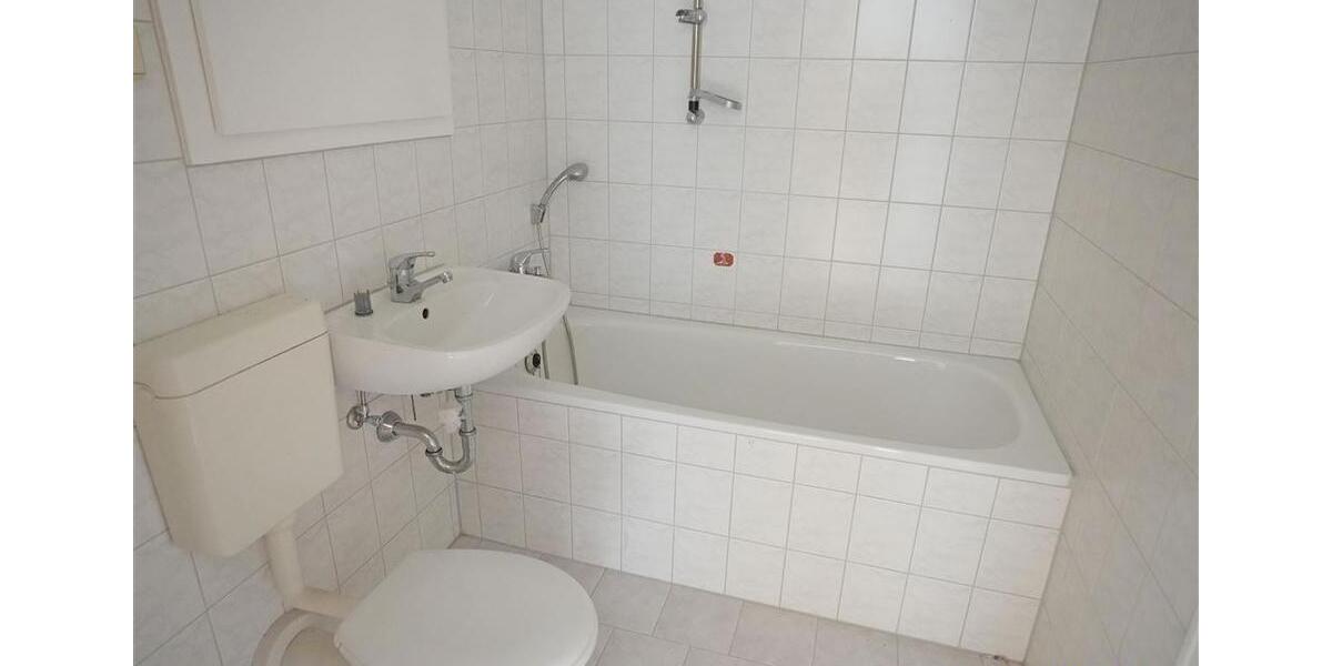 Etagenwohnung Frankenberg (Sachsen) - 2 Zimmer, 63 m&sup2;, 313&euro; | Angebot:26602877