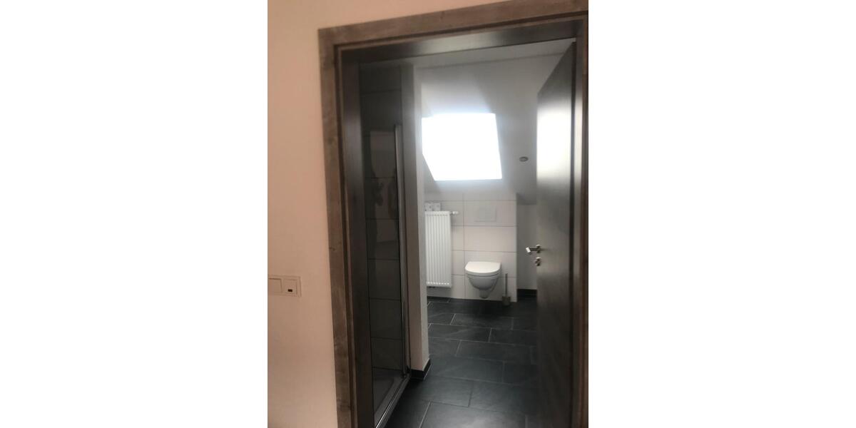 Etagenwohnung Osann-Monzel Monzel - 7 Zimmer, 180 m&sup2;, 1.350&euro; | Angebot:25973237