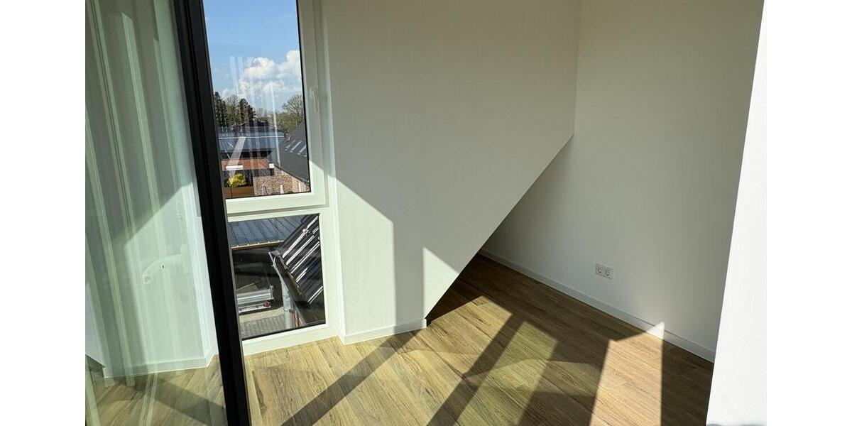 Dachgeschoßwohnung Saterland - 1 Zimmer, 60 m&sup2;, 650&euro; | Angebot:26453904