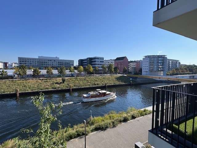 Wohnung zum Mieten in Berlin 2.209 € 96.02 m² 3 zimmer