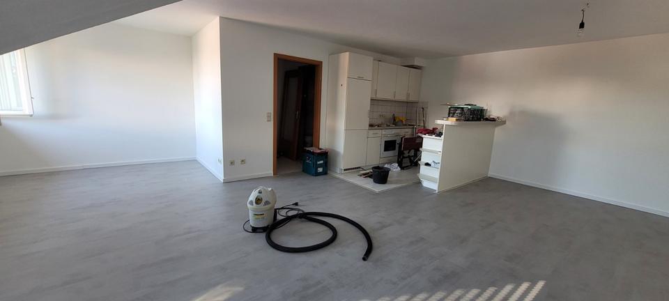 1 Zimmer Dachgeschoßwohnung