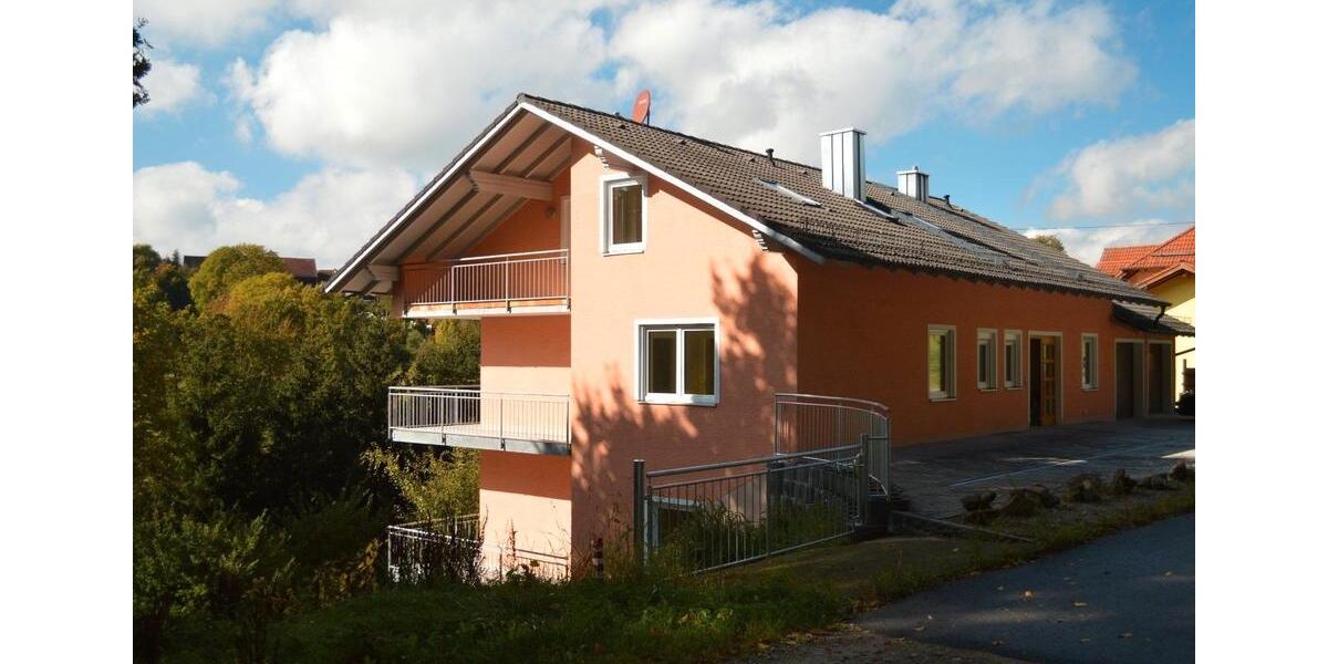 Etagenwohnung Stamsried - 3.5 Zimmer, 100 m&sup2;, 799&euro; | Angebot:26190463