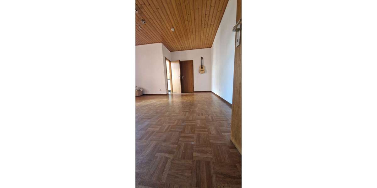 Etagenwohnung Trier Nord - 1 Zimmer, 30 m&sup2;, 390&euro; | Angebot:27032781