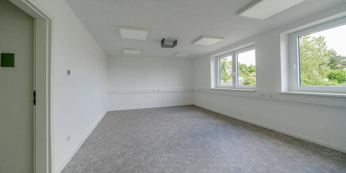 Gewerbeobjekt Würzburg Dürrbachau - 2.500&euro; | Angebot:25778951