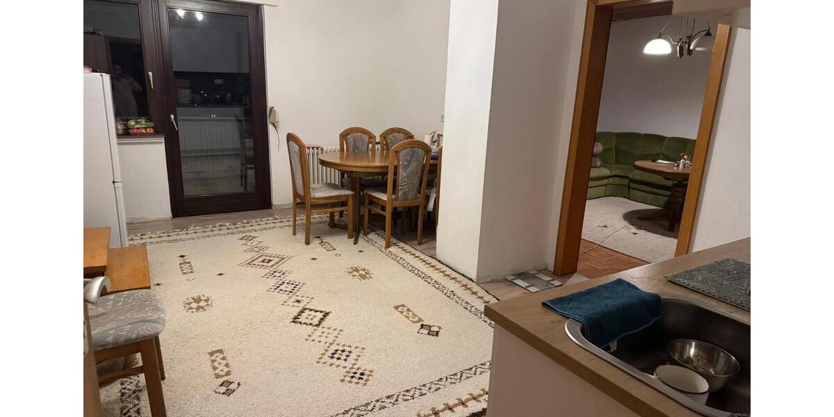 Etagenwohnung Braunfels - 3 Zimmer, 90 m&sup2;, 900&euro; | Angebot:24731768