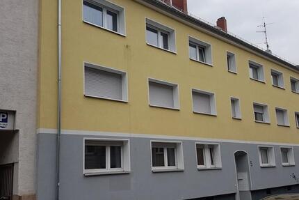 Neu Renovierte 1,5 Zimmer Wohnung im EG mit Balkon ! zimmer