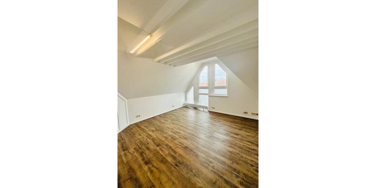 Dachgeschoßwohnung Coesfeld - 5 Zimmer, 124 m&sup2;, 992&euro; | Angebot:26415619