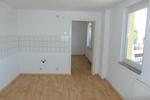 Dachgeschoßwohnung Limbach-Oberfrohna Oberfrohna - 3 Zimmer, 72 m&sup2;, 360&euro; | Angebot:25902838