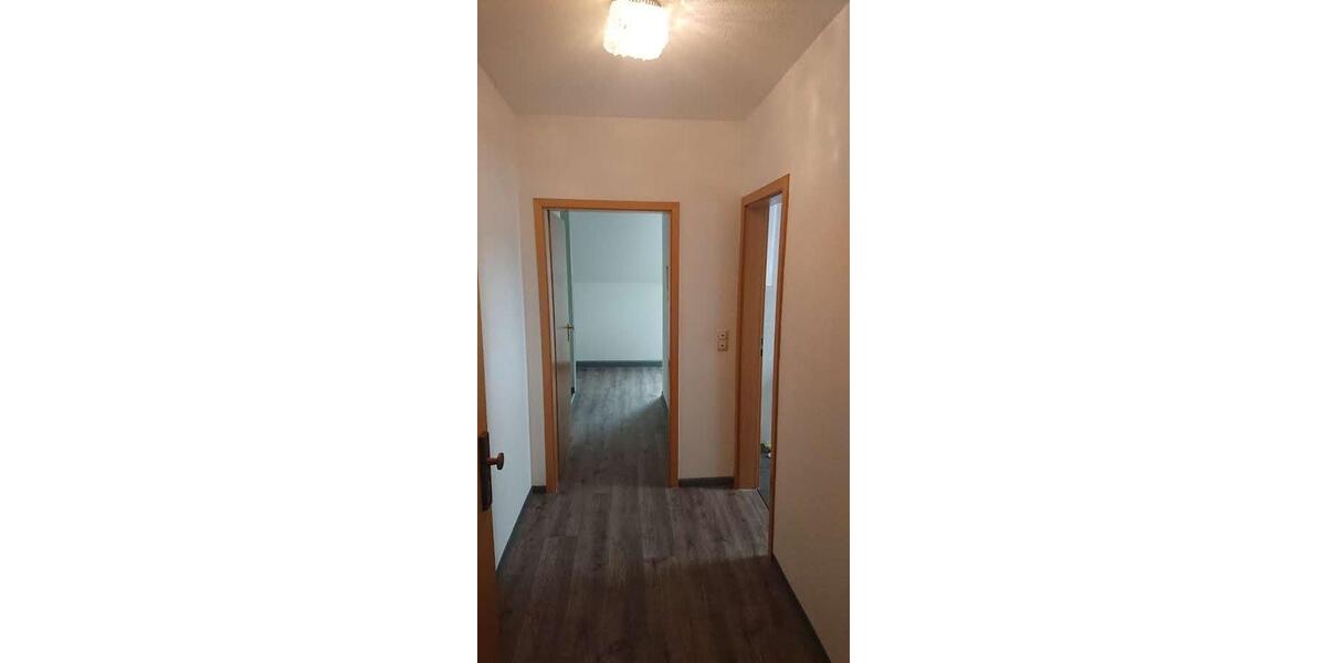 Dachgeschoßwohnung Meiningen - 2 Zimmer, 42 m&sup2;, 350&euro; | Angebot:26426101