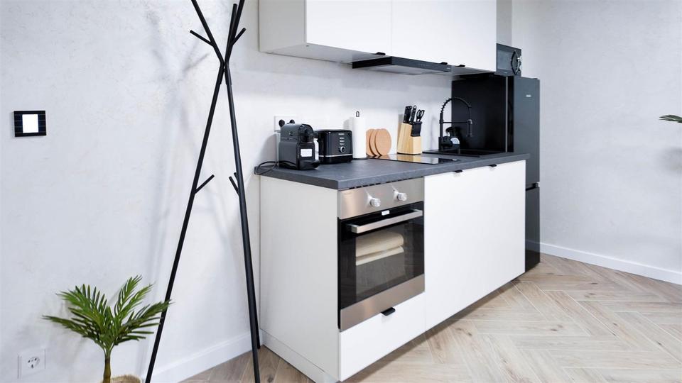 Wohnen auf Zeit Stuttgart Zuffenhausen - 1 Zimmer, 25 m&sup2;, 30&euro; | Angebot:21607015