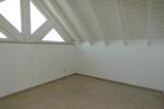 Dachgeschoßwohnung Finningen - 3 Zimmer, 126 m&sup2;, 820&euro; | Angebot:24865096
