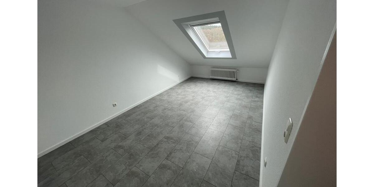 Dachgeschoßwohnung Hohenstein - 3 Zimmer, 68 m&sup2;, 570&euro; | Angebot:26221985