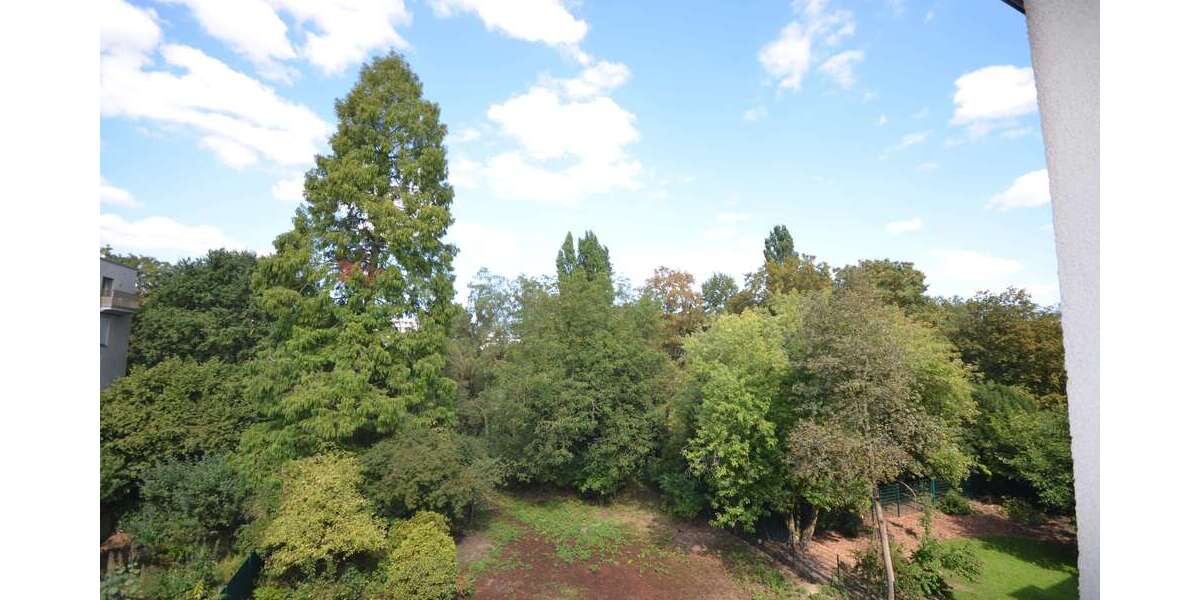 Etagenwohnung Düsseldorf Niederkassel - 4 Zimmer, 110 m&sup2;, 1.650&euro; | Angebot:27266431