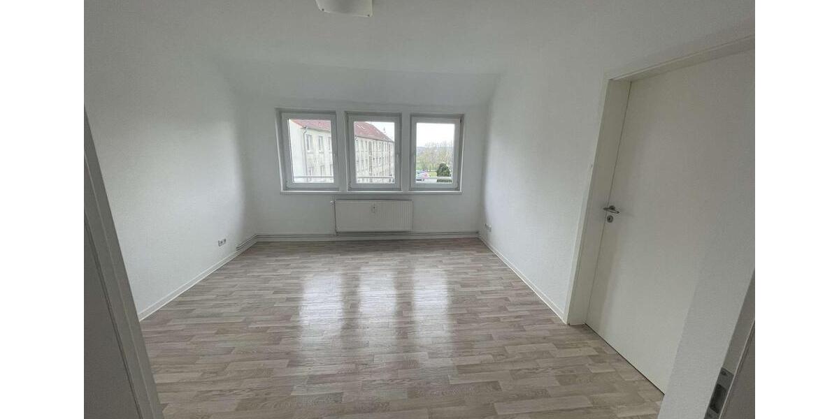Dachgeschoßwohnung Grevesmühlen - 3.5 Zimmer, 63 m&sup2;, 473&euro; | Angebot:22712934