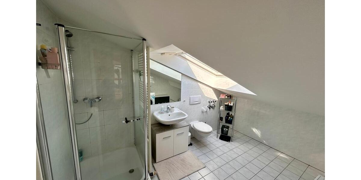 Dachgeschoßwohnung Homburg - 1 Zimmer, 50 m&sup2;, 420&euro; | Angebot:25875514