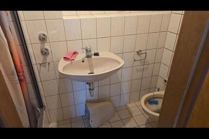 Wohnen auf Zeit Karlsruhe Innenstadt-Ost - 7 Zimmer, 12 m&sup2;, 750&euro; | Angebot:25562885