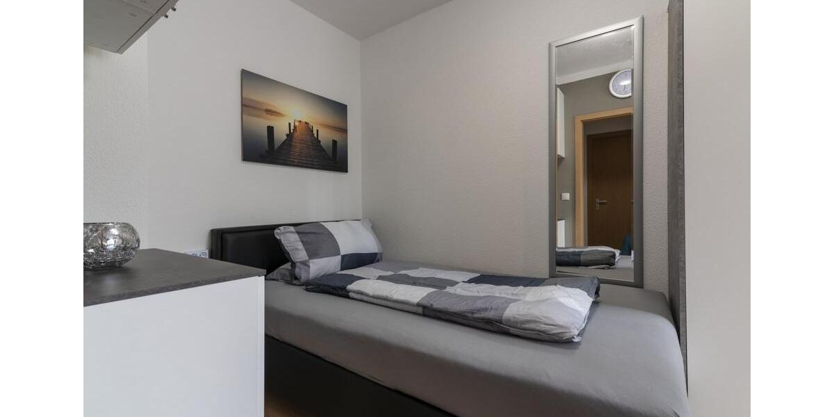 Etagenwohnung Pforzheim Weststadt - 1 Zimmer, 15 m&sup2;, 440&euro; | Angebot:24377615