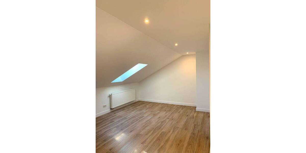 Doppelhaushälfte Hohenlinden - 5 Zimmer, 157 m&sup2;, 1.950&euro; | Angebot:25864444