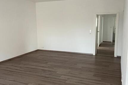 Wohnung Wackersdorf - 2.5 Zimmer, 110 m&sup2;, 1.170&euro; | Angebot:24408569