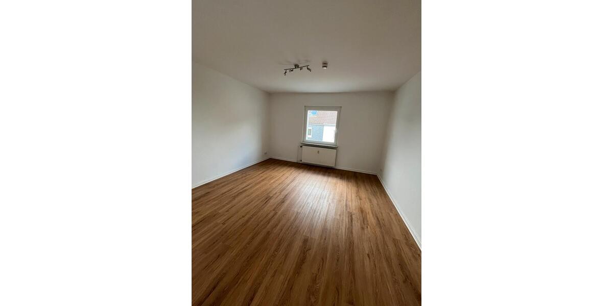 Etagenwohnung Remscheid Lüttringhausen - 1 Zimmer, 39 m&sup2;, 359&euro; | Angebot:24871662