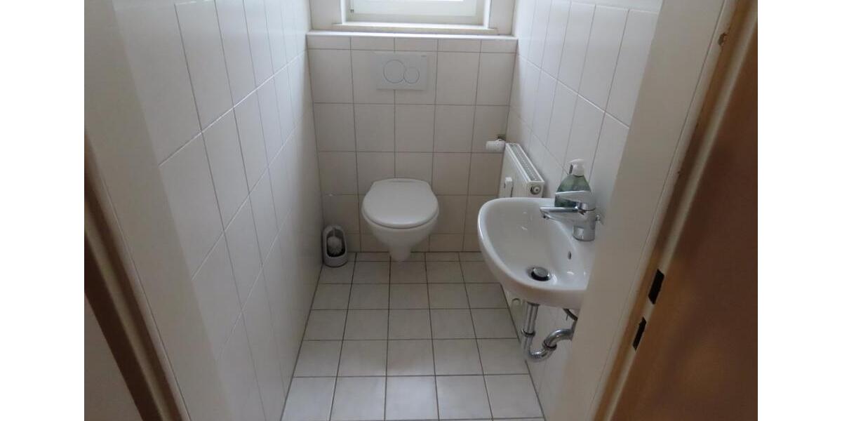 Hochparterre Marktredwitz - 4 Zimmer, 108 m&sup2;, 700&euro; | Angebot:24804457