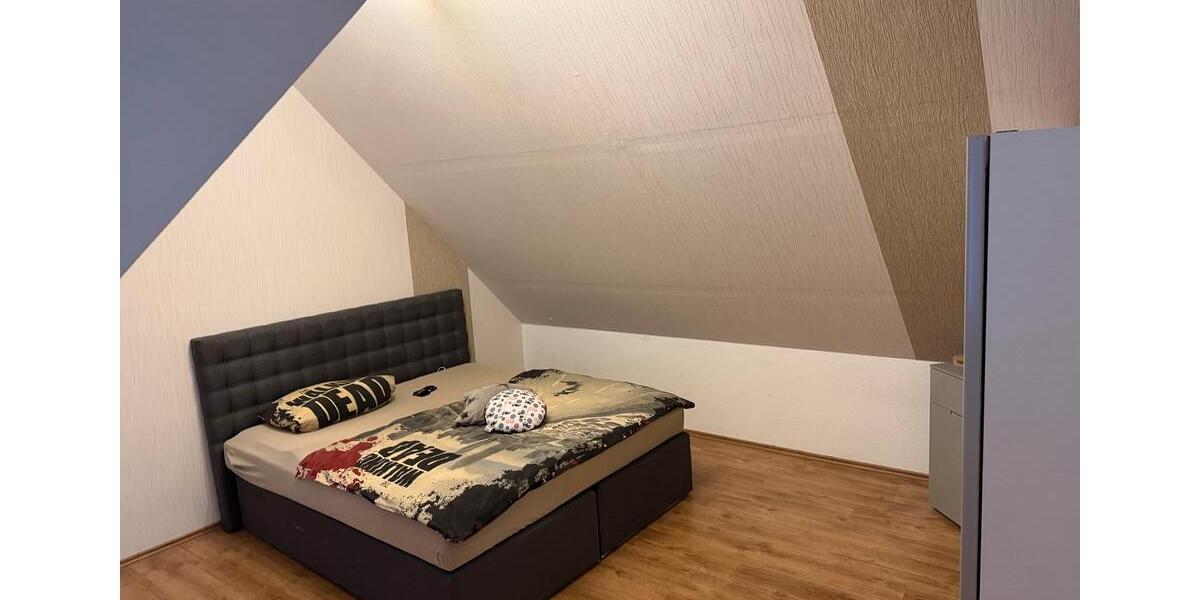 Dachgeschoßwohnung Arendsee (Altmark) - 3 Zimmer, 85 m&sup2;, 585&euro; | Angebot:26253039