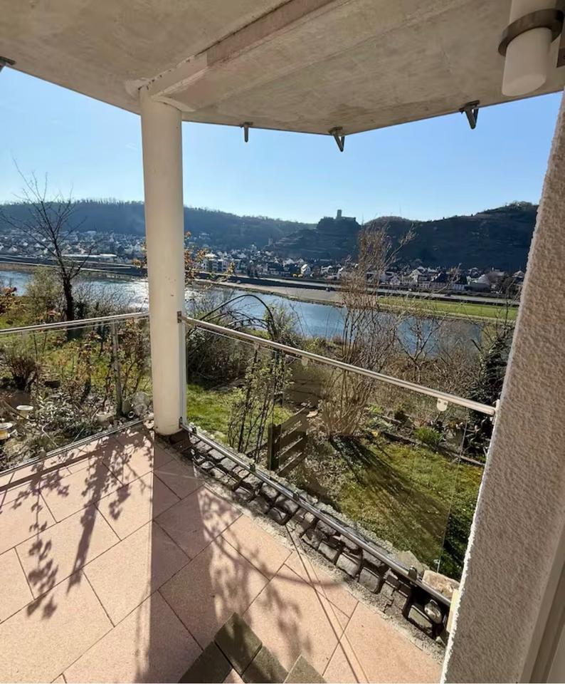Möblierte Wohnung 80qm mit Moselpanorama Terrasse