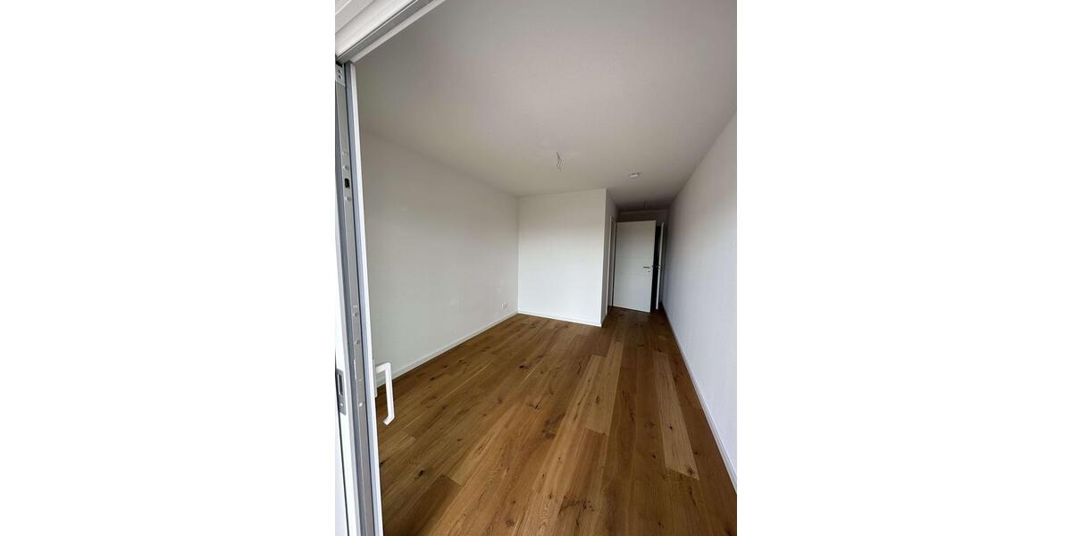 Etagenwohnung Königs Wusterhausen - 3 Zimmer, 90 m&sup2;, 1.750&euro; | Angebot:24651038