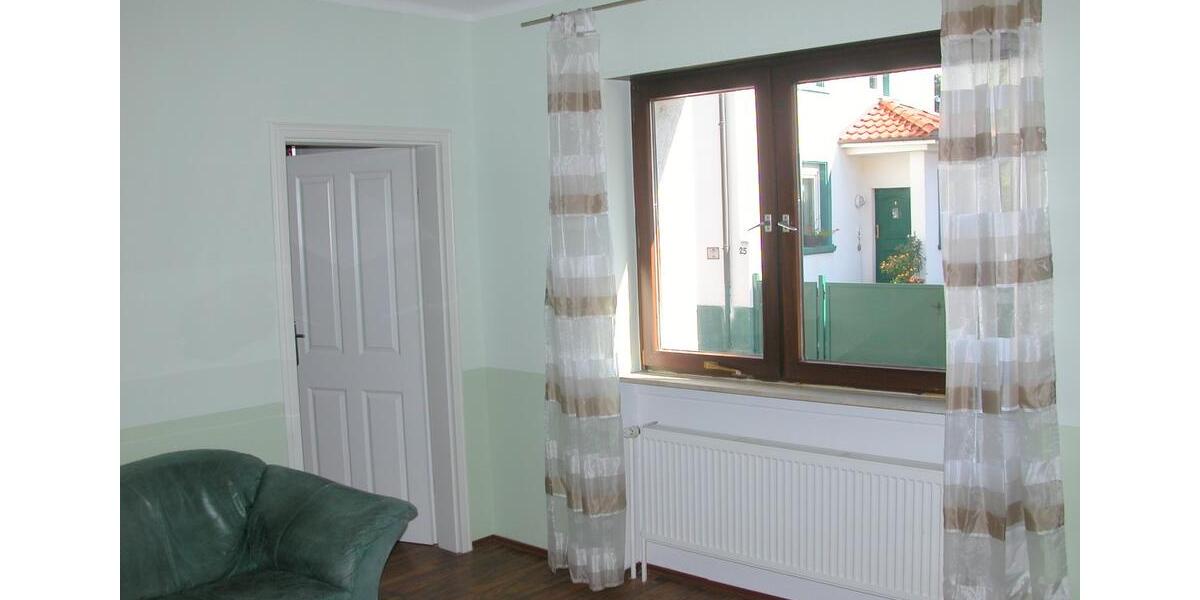 Erdgeschoßwohnung Viernheim - 4 Zimmer, 100 m&sup2;, 1.100&euro; | Angebot:25146077